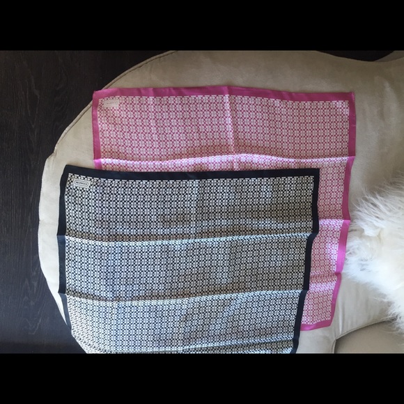 Silk Coach scarfs - Picture 2 of 3